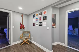 209 E 135th St, Burnsville, MN 55337 - Photo 35