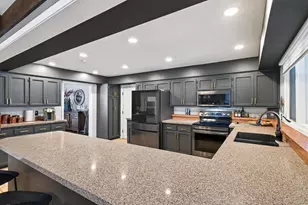 209 E 135th St, Burnsville, MN 55337 - Photo 19