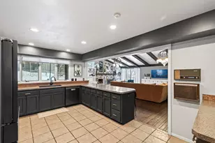 209 E 135th St, Burnsville, MN 55337 - Photo 21