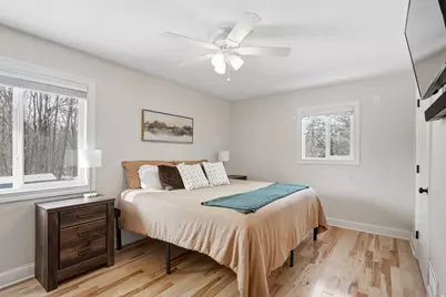 10640 Aquila Avenue S, Bloomington, MN 55438 - Photo 17