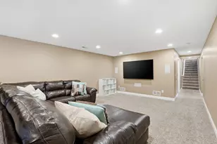 10640 Aquila Ave S, Bloomington, MN 55438 - Photo 25