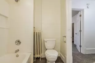 250 Irving Ave N, Minneapolis, MN 55405 - Photo 17