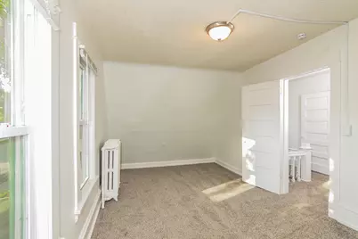 250 Irving Avenue N, Minneapolis, MN 55405 - Photo 15