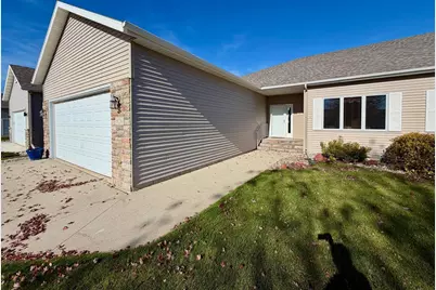 626 43rd Avenue S, Moorhead, MN 56560 - Photo 3