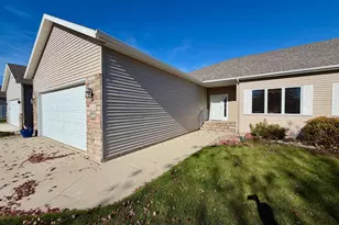 626 43rd Ave S, Moorhead, MN 56560 - Photo 3