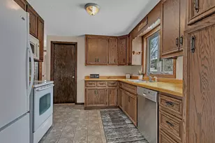 224 Spring St, Holdingford, MN 56340 - Photo 5