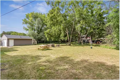 7527 Newton Avenue N, Brooklyn Park, MN 55444 - Photo 5