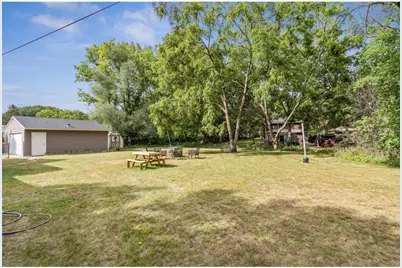 7527 Newton Avenue N, Brooklyn Park, MN 55444 - Photo 5