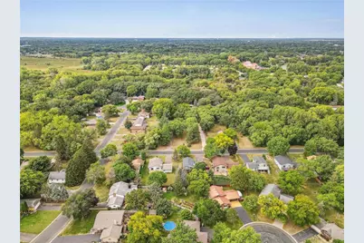 7527 Newton Avenue N, Brooklyn Park, MN 55444 - Photo 11