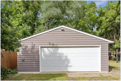 7527 Newton Avenue N, Brooklyn Park, MN 55444 - Photo 3