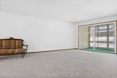 132 Demont Avenue E #136, Little Canada, MN 55117 - Photo 13