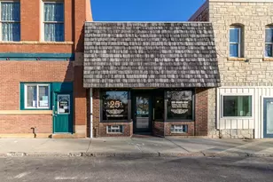 25 S Park Ave, Le Center, MN 56057 - Photo 1