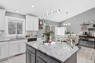 3255 Indiana Ave N, Robbinsdale, MN 55422 - Photo 11