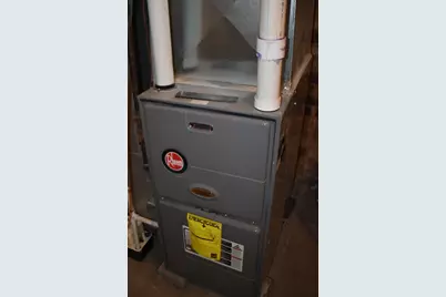 219 W Bancroft Avenue, Fergus Falls, MN 56537 - Photo 27