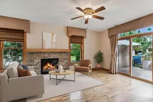 4584 Lake Ct, White Bear Lake, MN 55110 - Photo 5