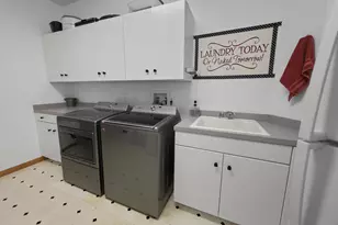 208 Ridge Dr, Brainerd, MN 56401 - Photo 33