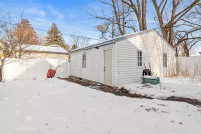 885 Sherwood Avenue, Saint Paul, MN 55106 - Photo 31