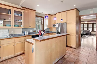 885 Sherwood Avenue, Saint Paul, MN 55106 - Photo 11