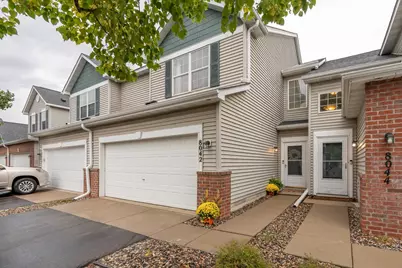 8042 Stratford Circle S, Shakopee, MN 55379 - Photo 1