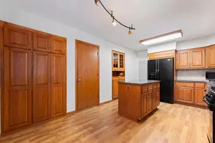 4832 Maryland Ave N, Crystal, MN 55428 - Photo 5