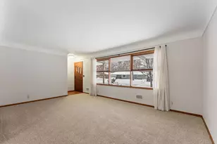 4832 Maryland Ave N, Crystal, MN 55428 - Photo 11