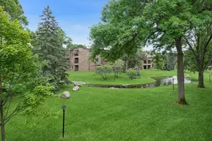 2240 Midland Grove Rd, Roseville, MN 55113 - Photo 29