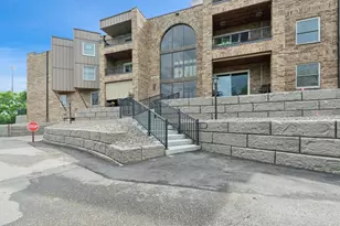 2240 Midland Grove Rd, Roseville, MN 55113 - Photo 3