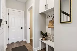 850 Mount Curve Blvd, Saint Paul, MN 55116 - Photo 9