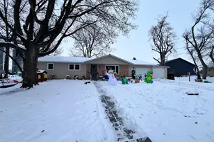 441 S Haven St, Appleton, MN 56208 - Photo 1