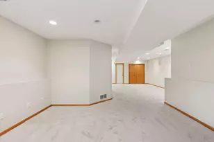 2137 Albemarle Ct N, Roseville, MN 55113 - Photo 33