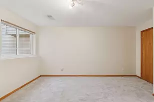 2137 Albemarle Ct N, Roseville, MN 55113 - Photo 37