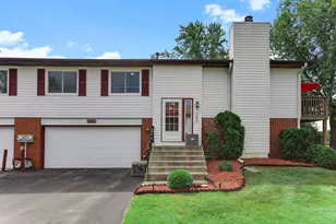 3945 Gershwin Ave N, Oakdale, MN 55128 - Photo 1