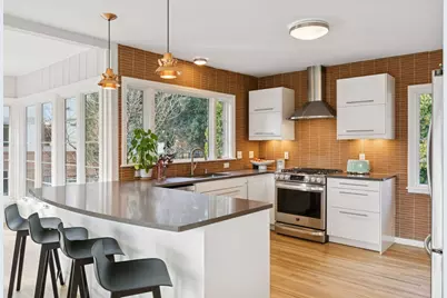 1325 Spring Valley Road, Golden Valley, MN 55422 - Photo 17