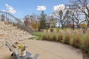 1325 Spring Valley Rd, Golden Valley, MN 55422 - Photo 7