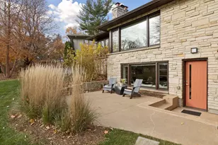 1325 Spring Valley Rd, Golden Valley, MN 55422 - Photo 41