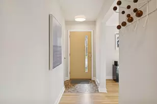 1325 Spring Valley Rd, Golden Valley, MN 55422 - Photo 9