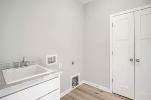 1834 Archer St, Shakopee, MN 55379 - Photo 23