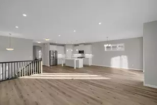 1834 Archer St, Shakopee, MN 55379 - Photo 9