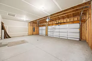 17961 Hidden Creek Trl, Lakeville, MN 55044 - Photo 15