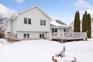 1077 Bonnieview Dr, Woodbury, MN 55129 - Photo 41