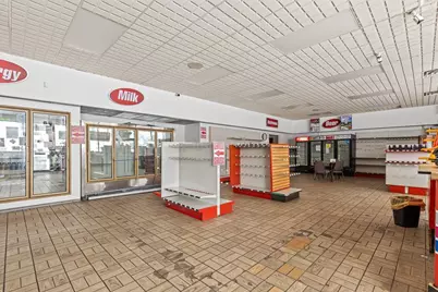 304 E College Drive, Marshall, MN 56258 - Photo 23