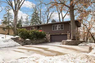 5816 Hansen Rd, Edina, MN 55436 - Photo 3