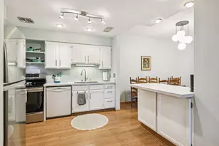 2265 Youngman Ave, Saint Paul, MN 55116 - Photo 1