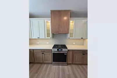 3611 Edgerton Street, Vadnais Heights, MN 55127 - Photo 5