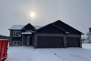 1437 34th Ave SW, Cambridge, MN 55008 - Photo 1