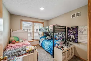 20060 Heritage Dr, Lakeville, MN 55044 - Photo 9