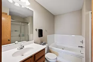 20060 Heritage Dr, Lakeville, MN 55044 - Photo 7