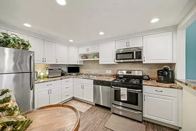 8940 Neill Lake Road #132, Eden Prairie, MN 55347 - Photo 11