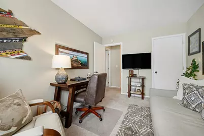 8940 Neill Lake Road #132, Eden Prairie, MN 55347 - Photo 17