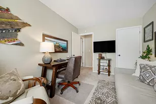 8940 Neill Lake Rd, Eden Prairie, MN 55347 - Photo 17